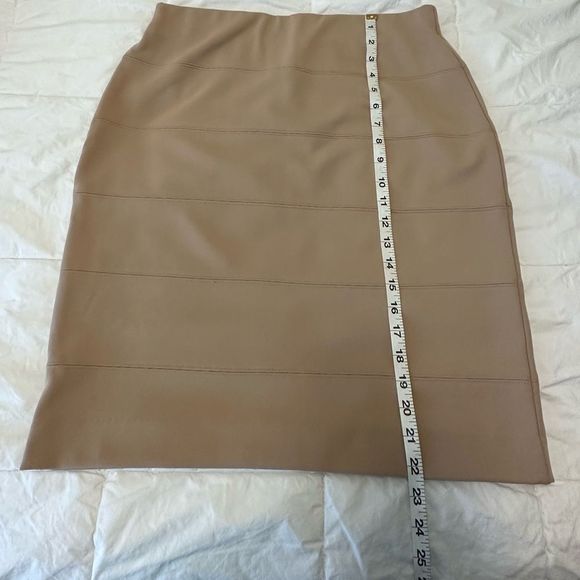 Alfani mini pencil skirt elastic waist spandex med. medium mini spandex skirt. - Picture 8 of 9